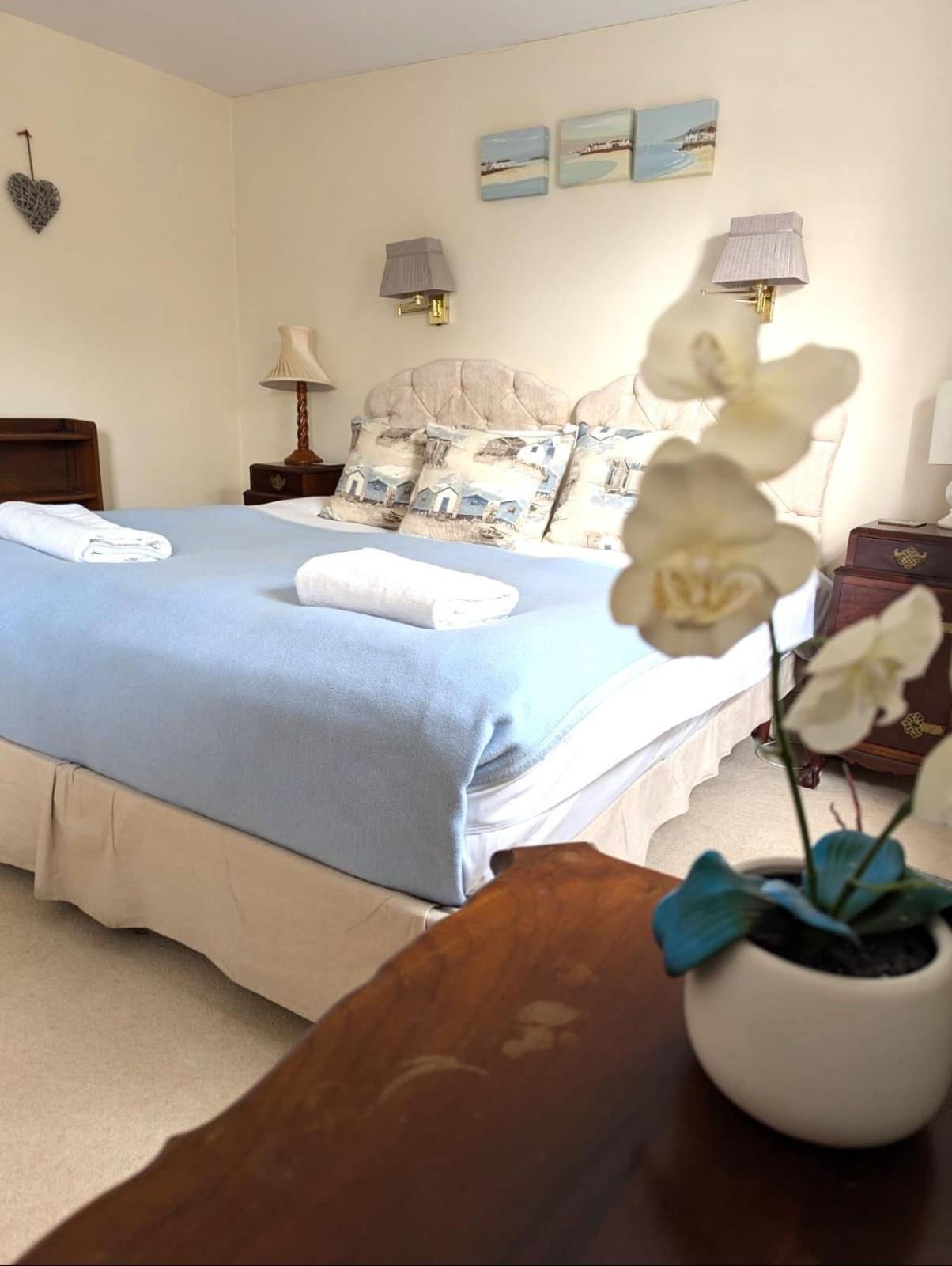 Georgian 2 Bedroom Apartment In Chichester With Free Parking - Chichester Holiday Properties Exterior foto